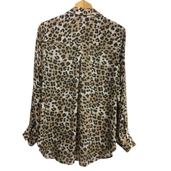 Cloth & Stone | Evereve  Leopard Shirt Tail Button Down, Size Medium - Picture 4 of 12